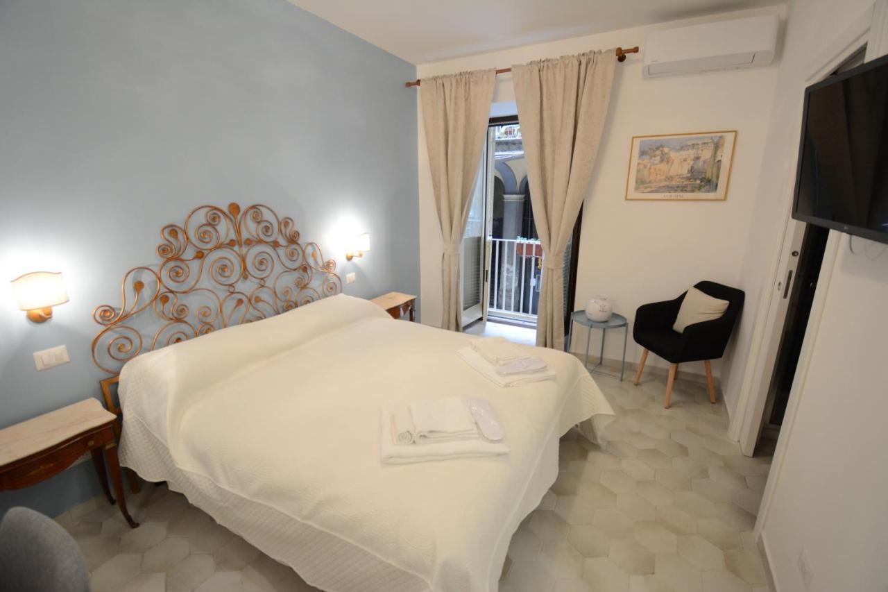 B&B Palazzo De Campora Naples Exterior photo