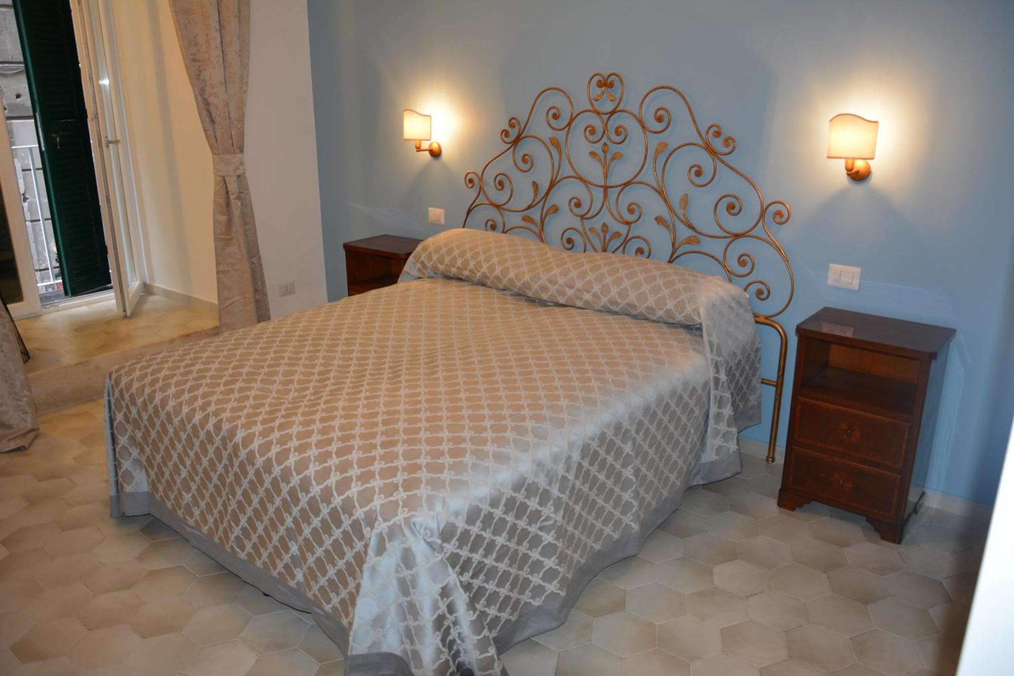 B&B Palazzo De Campora Naples Exterior photo
